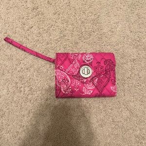 Vera Bradley Your Turn Smartphone Wristlet in Stamped Paisley